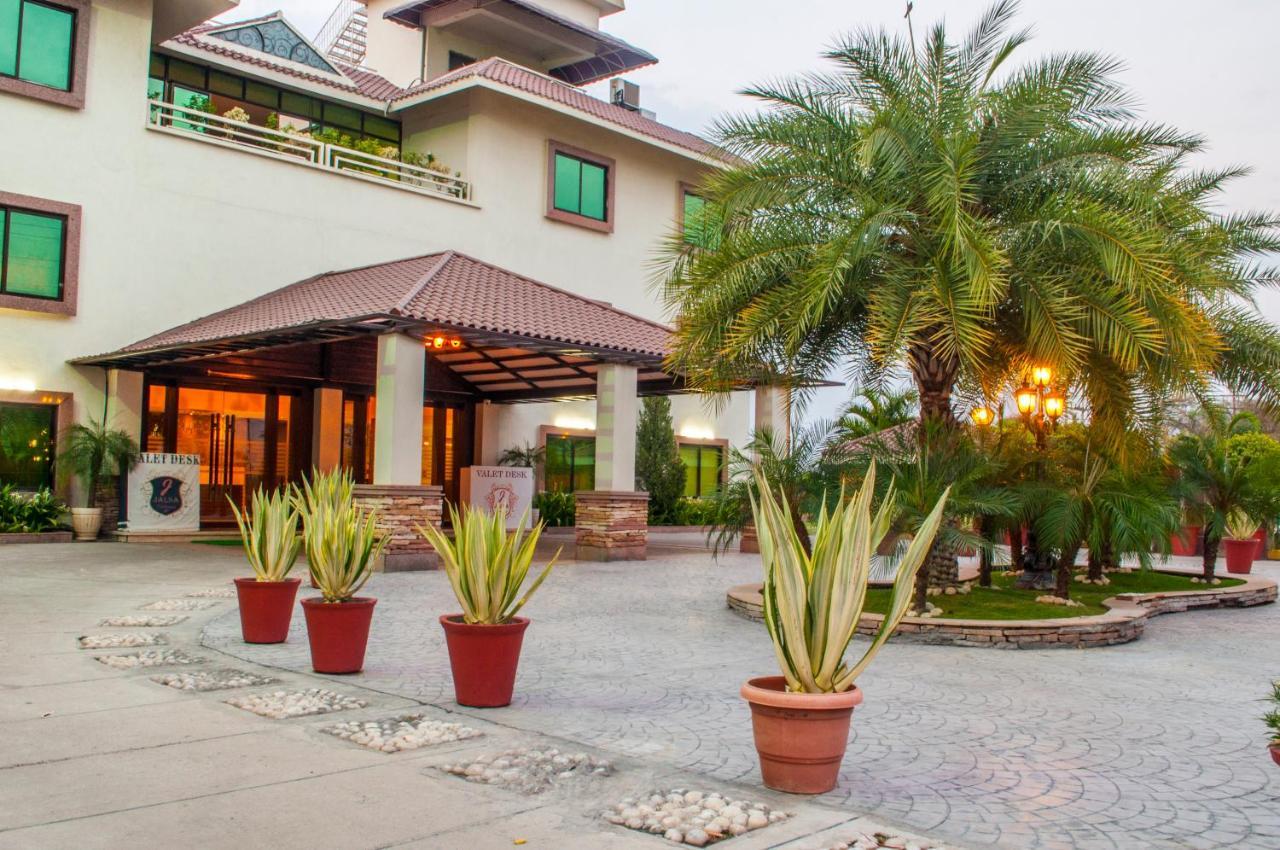 Jalsa Hotel & Banquets,อินดอร์ ภายนอก รูปภาพ