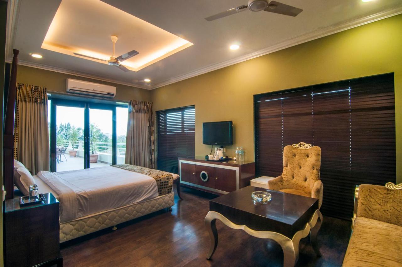 Jalsa Hotel & Banquets,อินดอร์ ภายนอก รูปภาพ