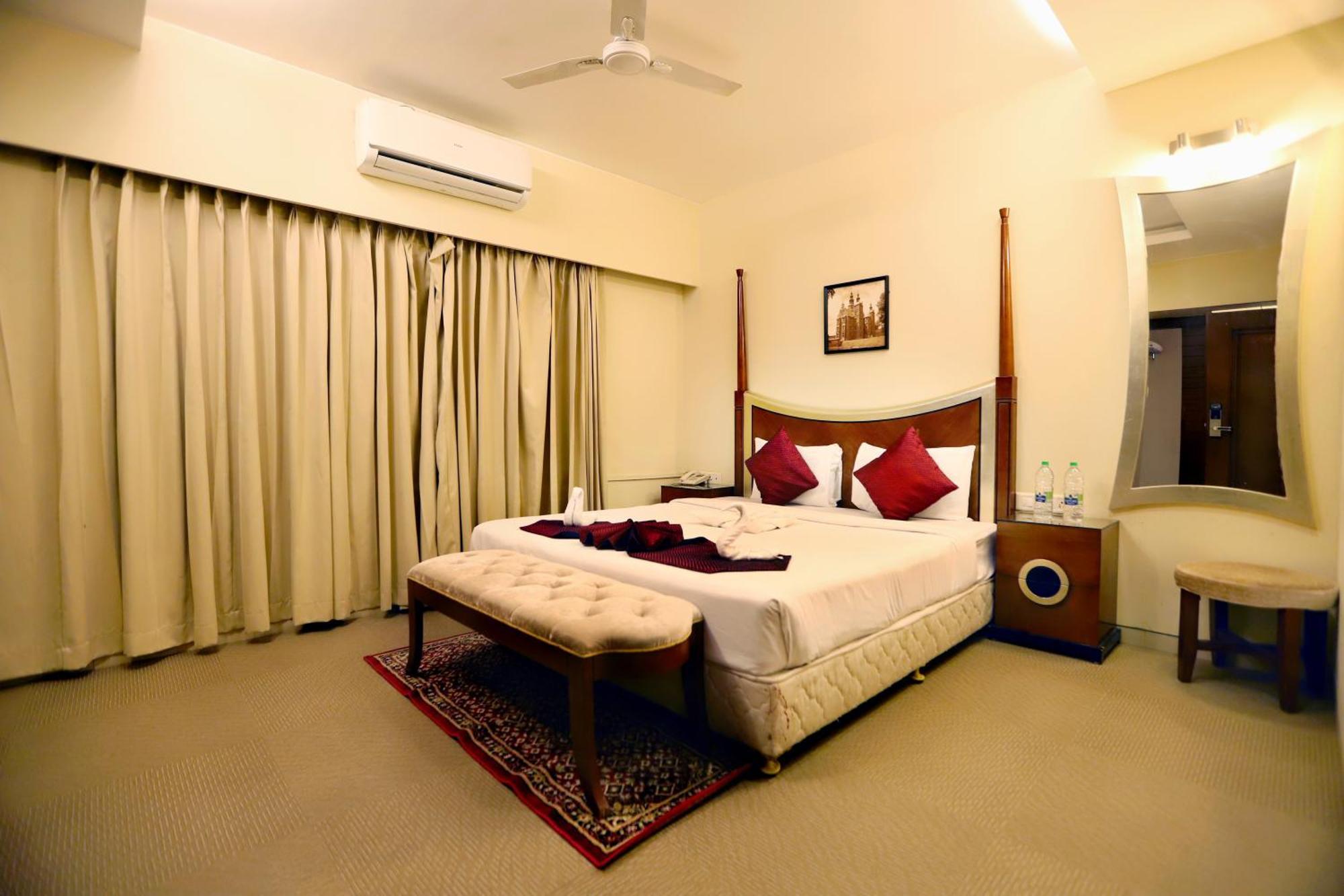 Jalsa Hotel & Banquets,อินดอร์ ภายนอก รูปภาพ