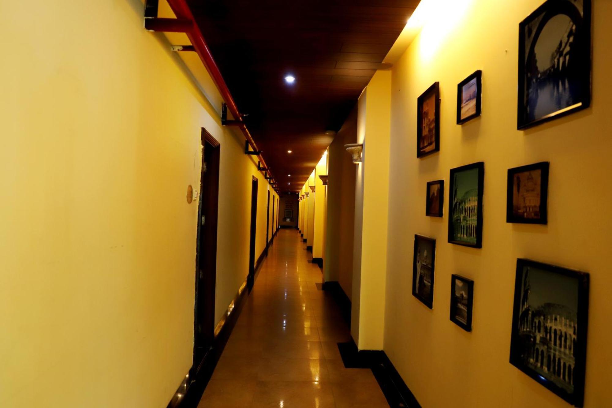 Jalsa Hotel & Banquets,อินดอร์ ภายนอก รูปภาพ