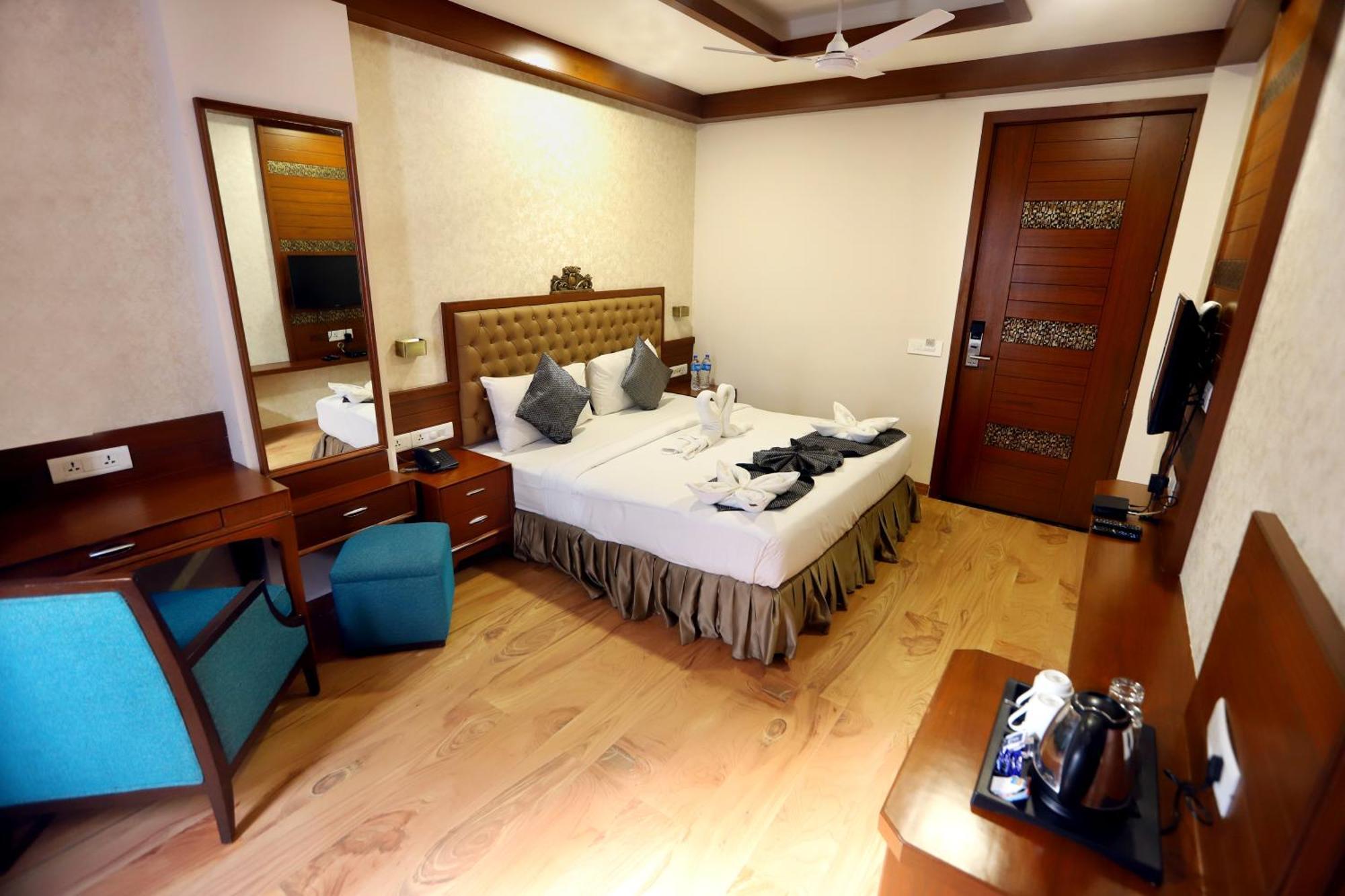 Jalsa Hotel & Banquets,อินดอร์ ภายนอก รูปภาพ