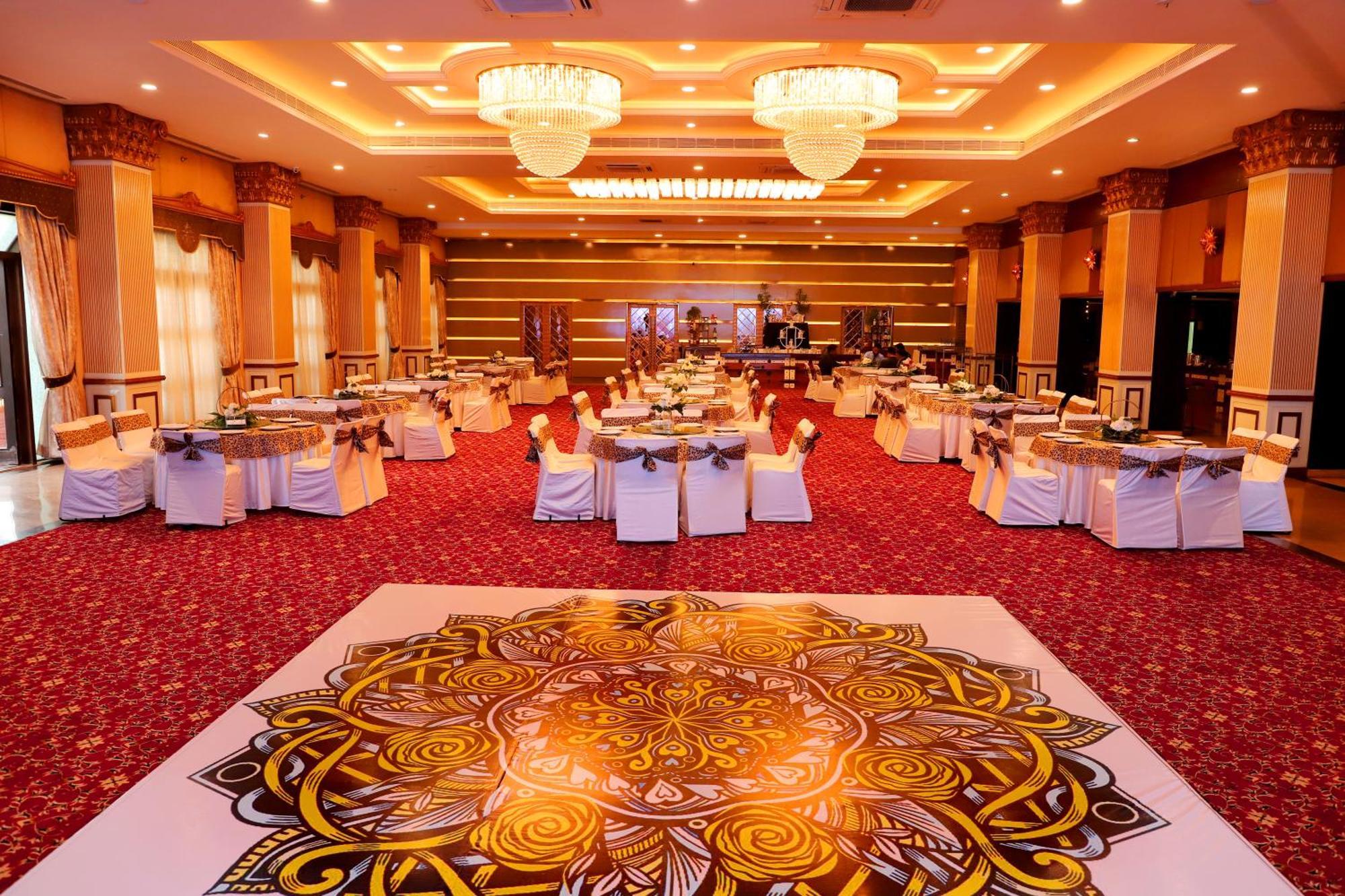 Jalsa Hotel & Banquets,อินดอร์ ภายนอก รูปภาพ